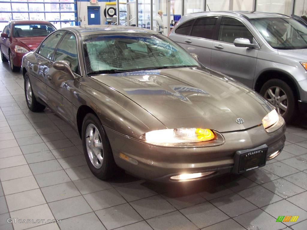 1999 Aurora  - Bronze Mist Metallic / Neutral photo #1