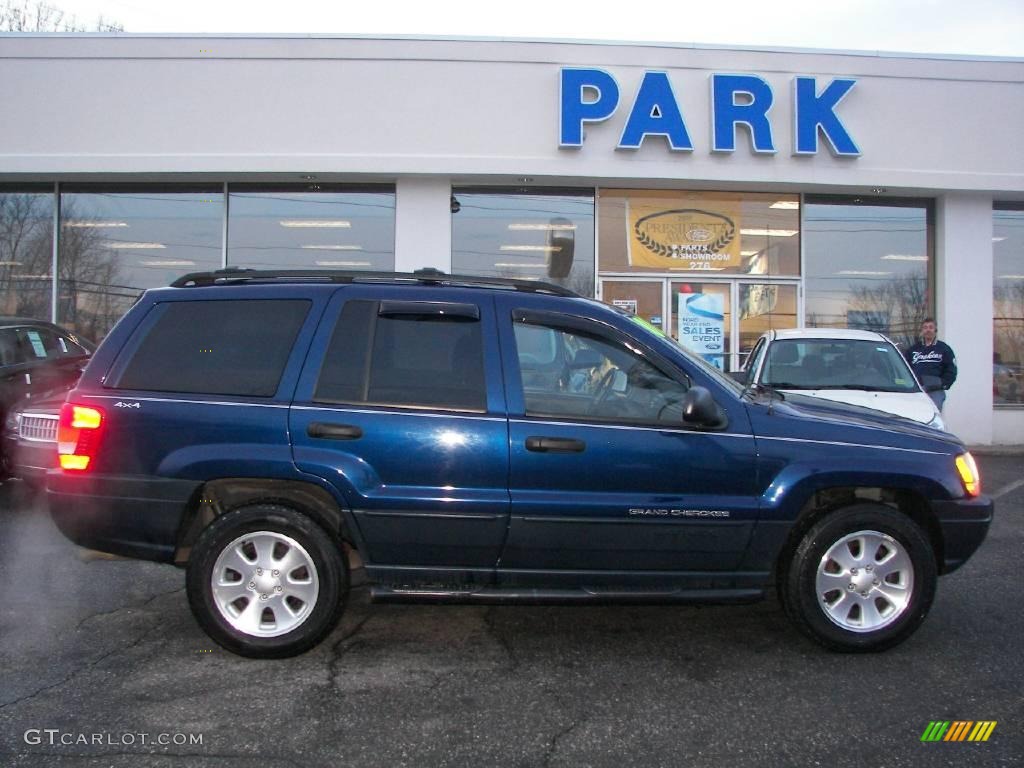 2001 Grand Cherokee Laredo 4x4 - Patriot Blue Pearl / Agate photo #20