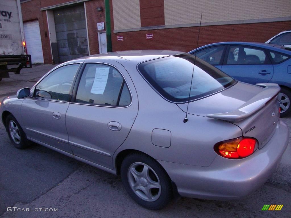 2000 Elantra GLS Sedan - Sandalwood / Beige photo #5