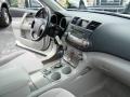 Blizzard White Pearl - Highlander 4WD Photo No. 14