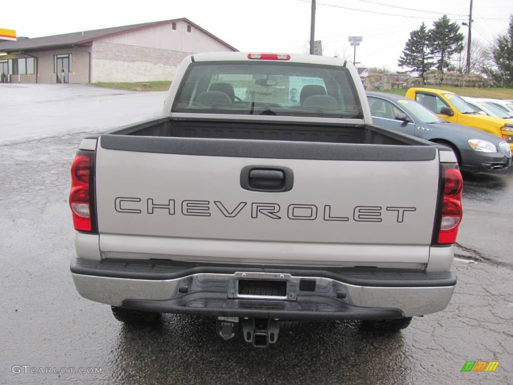 2006 Silverado 1500 LS Extended Cab 4x4 - Silver Birch Metallic / Dark Charcoal photo #4