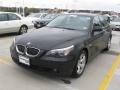 Jet Black - 5 Series 525i Sedan Photo No. 1