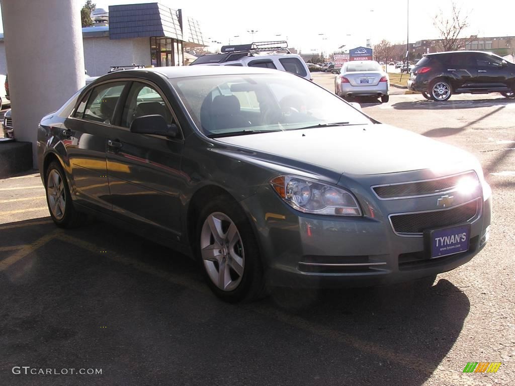 2009 Malibu LS Sedan - Silver Moss Metallic / Titanium photo #3