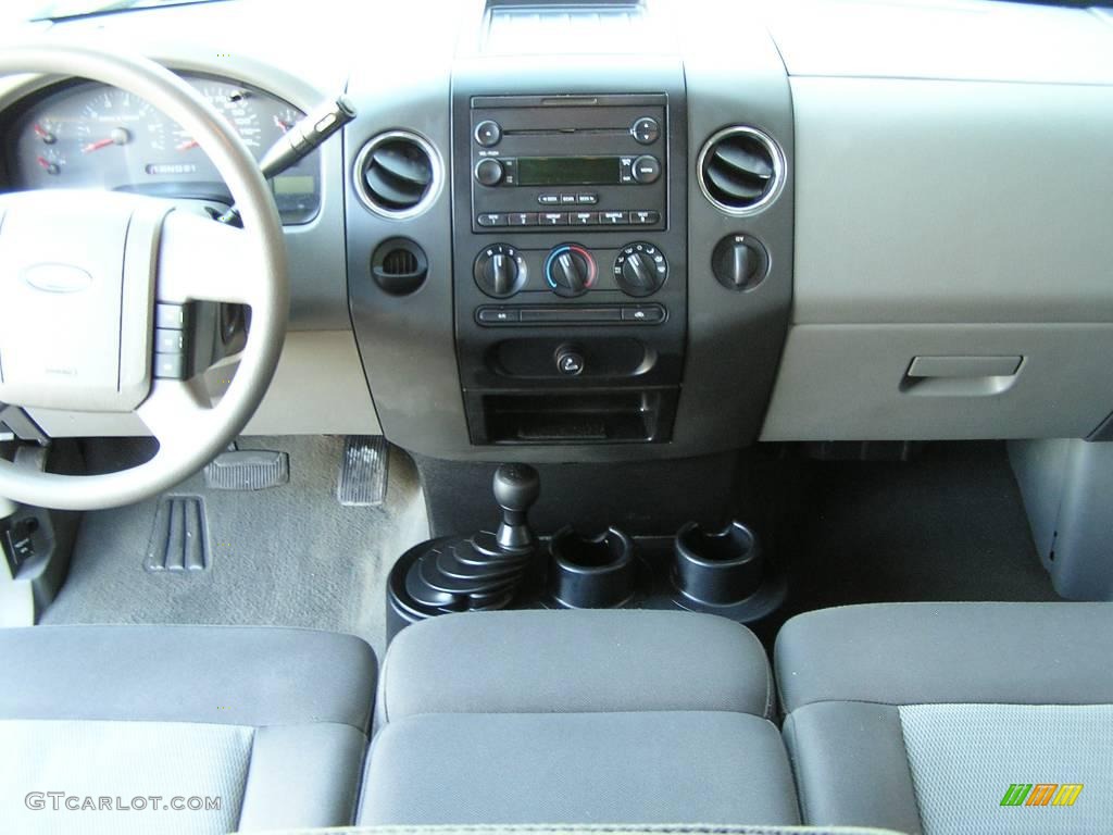 2006 F150 XLT SuperCab 4x4 - Black / Medium/Dark Flint photo #9