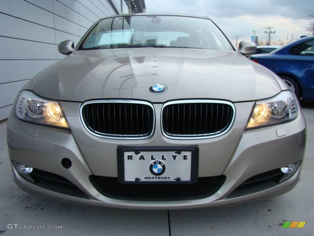2009 3 Series 328xi Sedan - Platinum Bronze Metallic / Beige photo #2