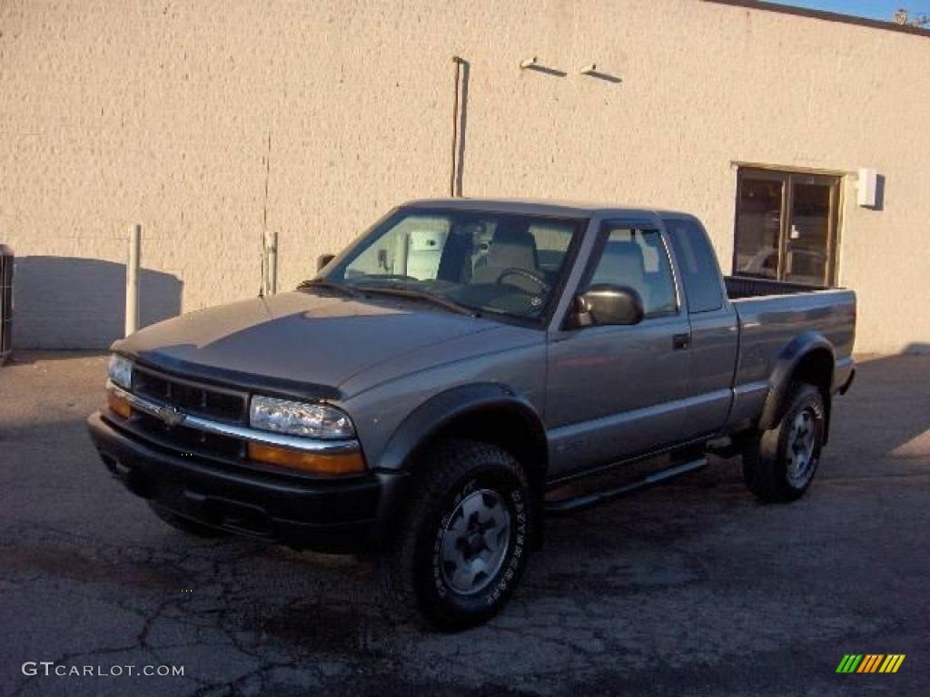 Light Pewter Metallic Chevrolet S10