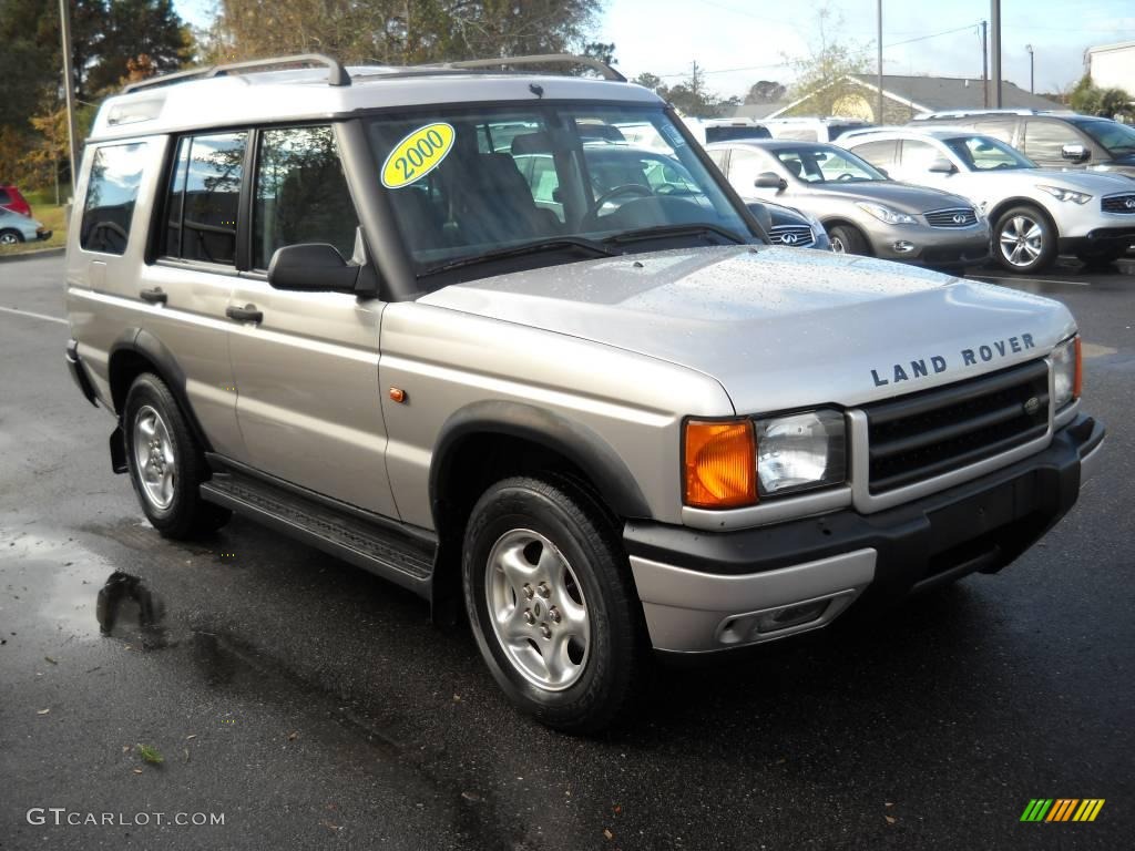 Blenheim Silver Land Rover Discovery II
