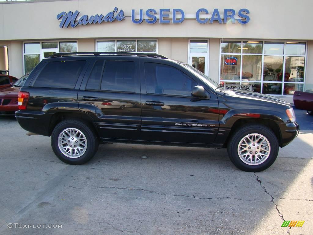 2004 Grand Cherokee Limited 4x4 - Brillant Black Crystal Pearl / Taupe photo #1