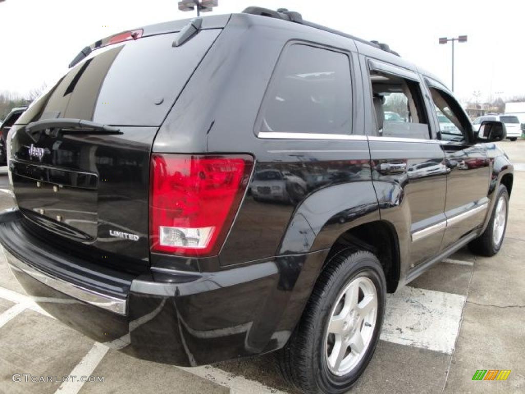 2005 Grand Cherokee Limited 4x4 - Brilliant Black Crystal Pearl / Medium Slate Gray photo #3