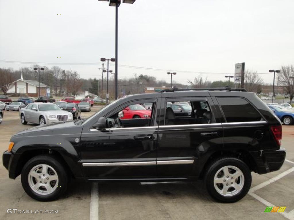 2005 Grand Cherokee Limited 4x4 - Brilliant Black Crystal Pearl / Medium Slate Gray photo #6