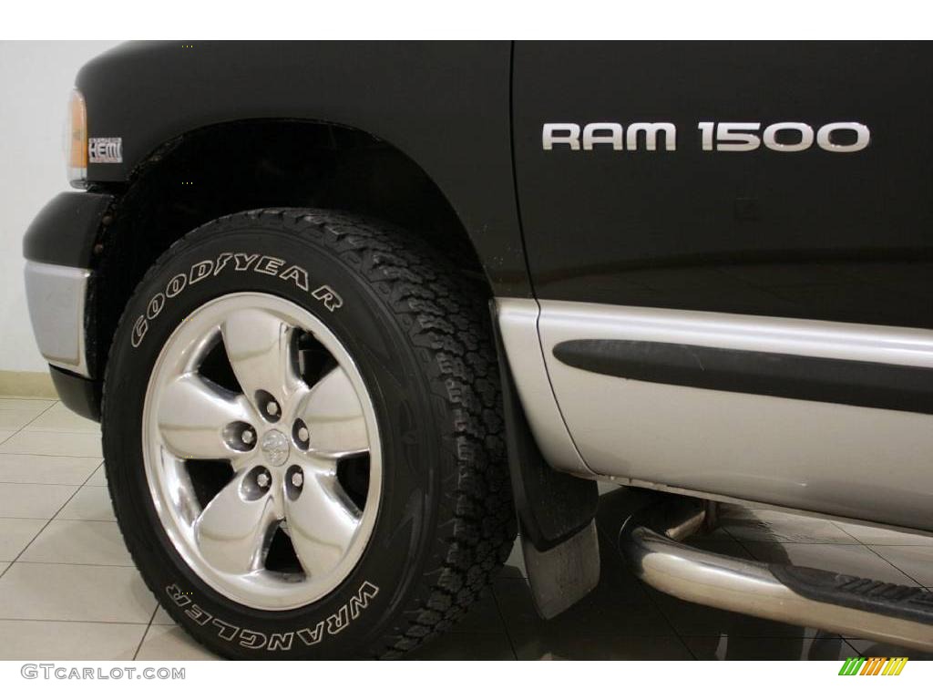 2004 Ram 1500 ST Regular Cab 4x4 - Black / Dark Slate Gray photo #17