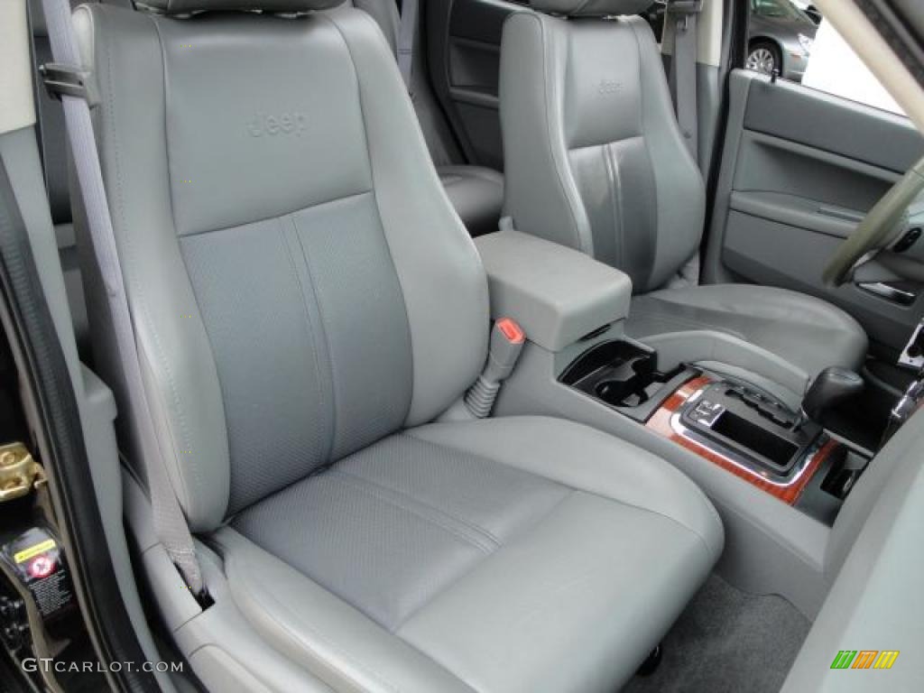 2005 Grand Cherokee Limited 4x4 - Brilliant Black Crystal Pearl / Medium Slate Gray photo #18