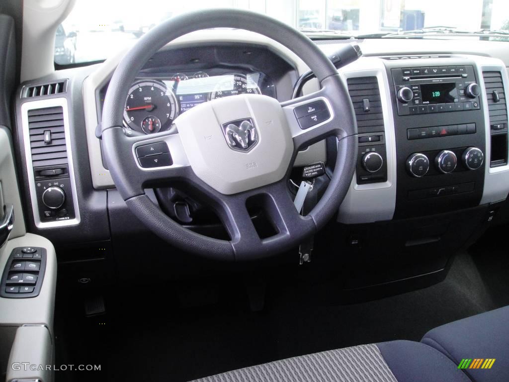 2009 Ram 1500 SLT Quad Cab 4x4 - Mineral Gray Metallic / Dark Slate/Medium Graystone photo #12