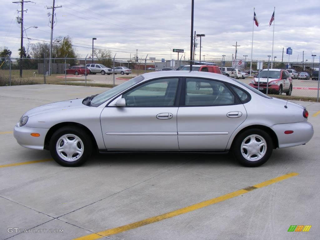 1999 Taurus SE - Silver Frost Metallic / Medium Graphite photo #6