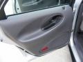 1999 Silver Frost Metallic Ford Taurus SE  photo #24
