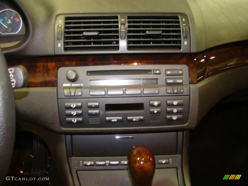 2006 3 Series 330i Convertible - Alpine White / Sand photo #10