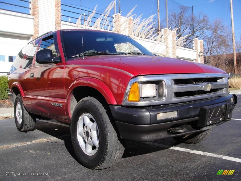 Apple Red Chevrolet Blazer