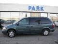 2005 Magnesium Pearl Dodge Grand Caravan SE  photo #21