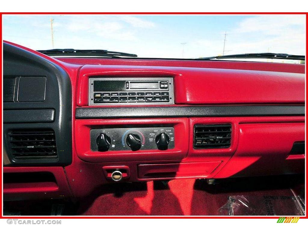 1997 F250 XLT Extended Cab 4x4 - Toreador Red Metallic / Ruby Red photo #23