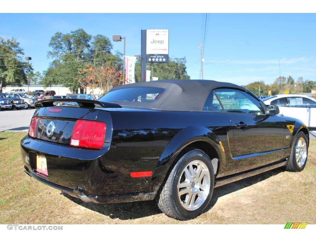 2005 Mustang GT Premium Convertible - Black / Dark Charcoal photo #5