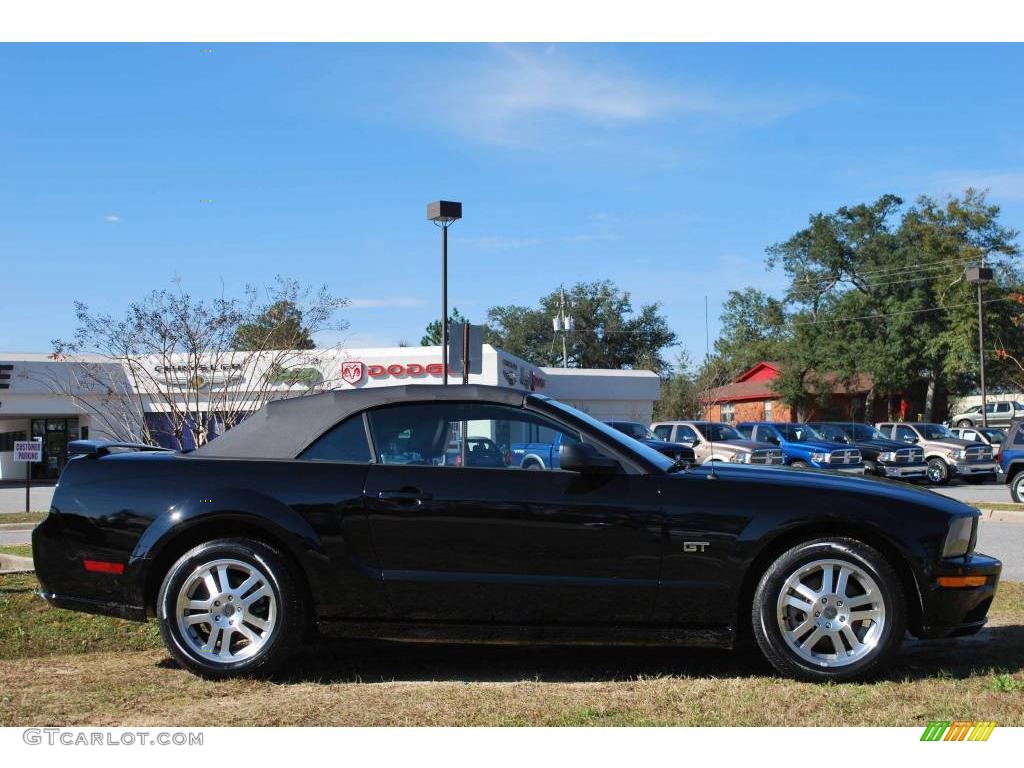 2005 Mustang GT Premium Convertible - Black / Dark Charcoal photo #6