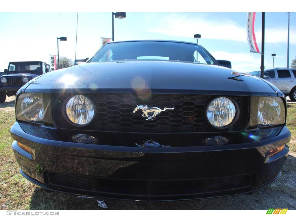 2005 Mustang GT Premium Convertible - Black / Dark Charcoal photo #8