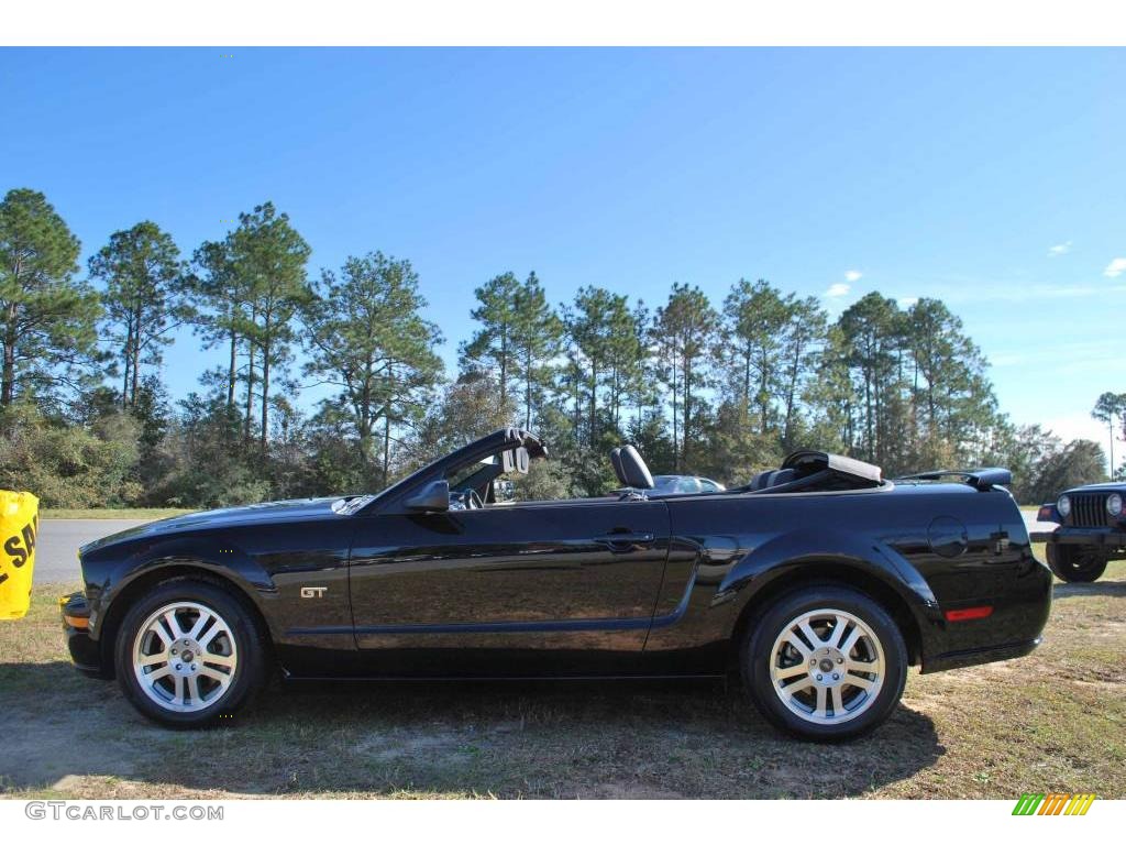 2005 Mustang GT Premium Convertible - Black / Dark Charcoal photo #14