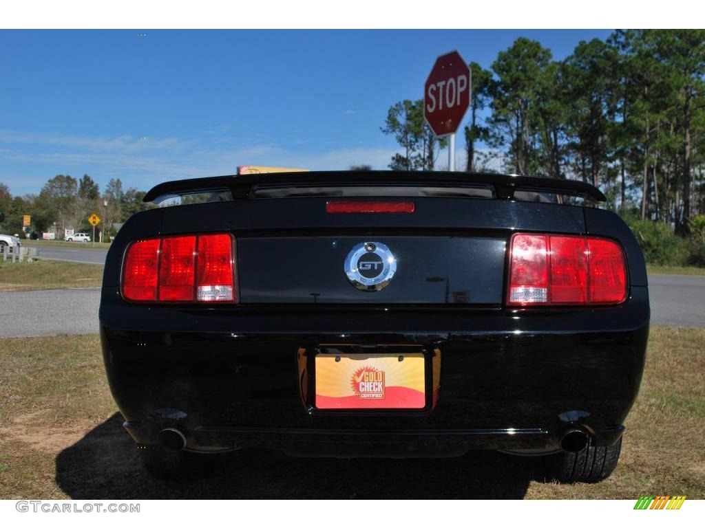 2005 Mustang GT Premium Convertible - Black / Dark Charcoal photo #16