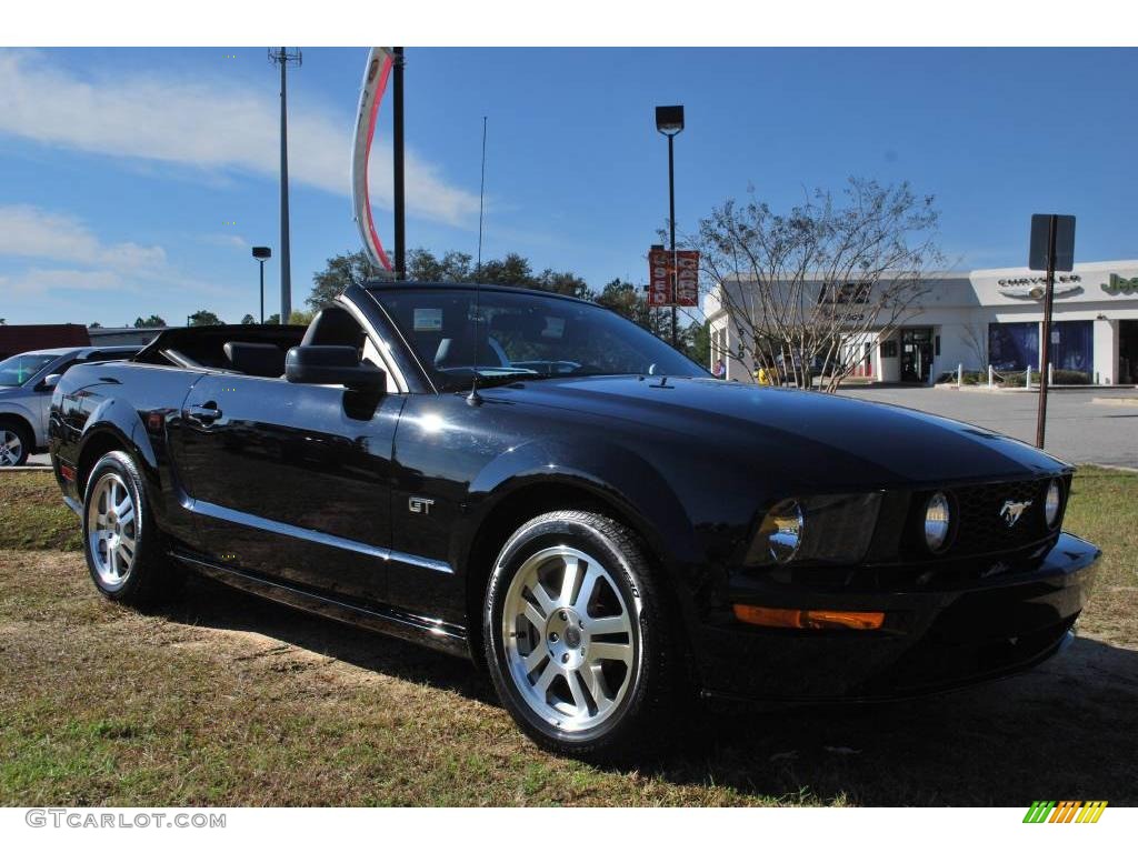 2005 Mustang GT Premium Convertible - Black / Dark Charcoal photo #19