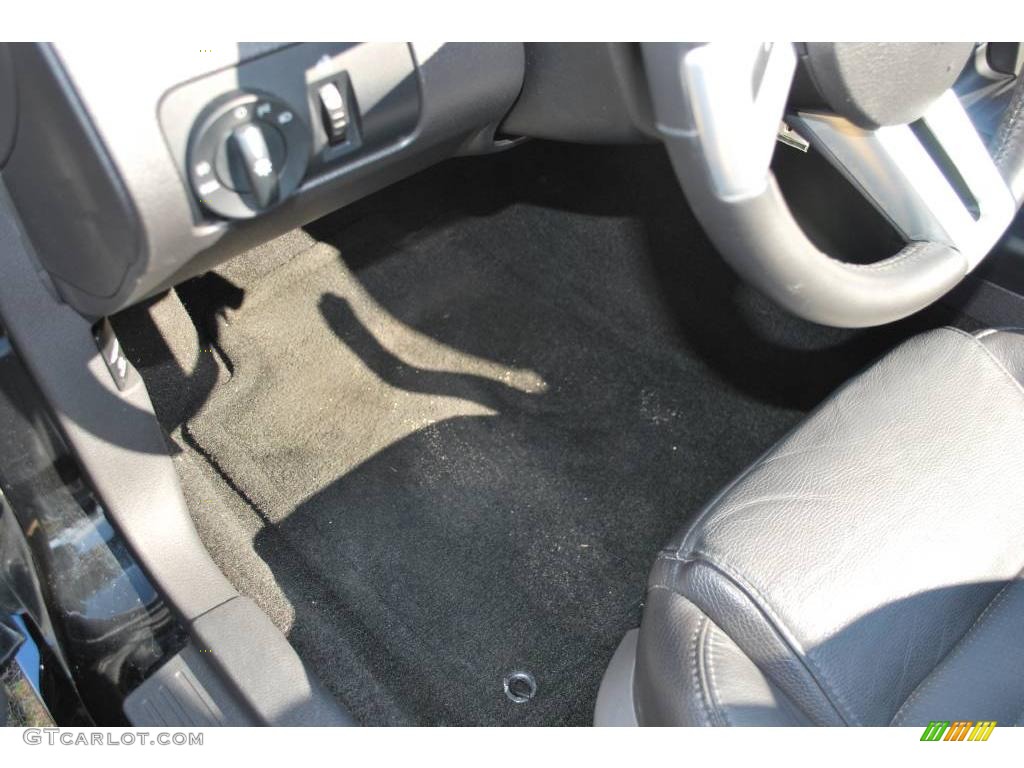 2005 Mustang GT Premium Convertible - Black / Dark Charcoal photo #24