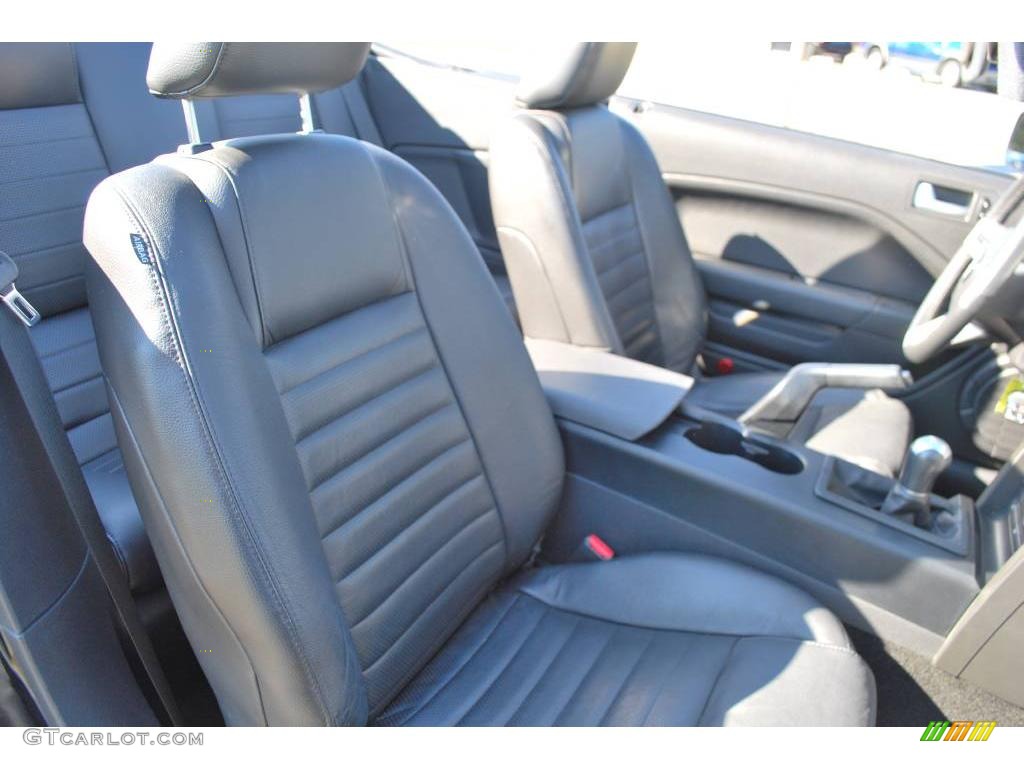 2005 Mustang GT Premium Convertible - Black / Dark Charcoal photo #32
