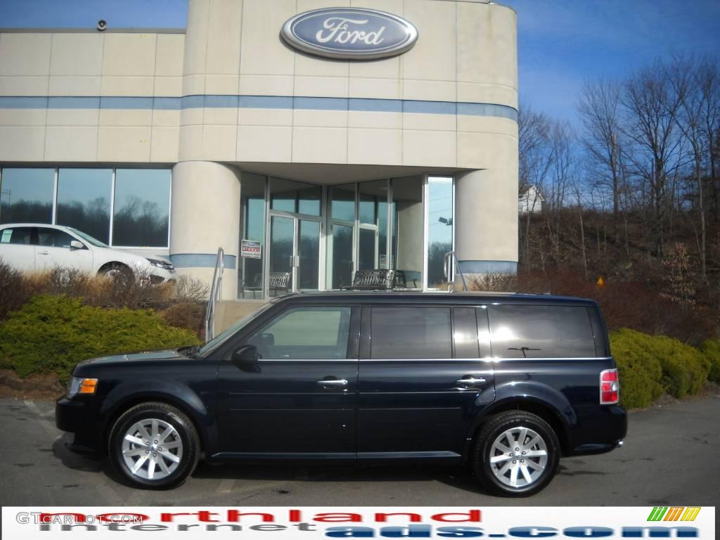 Dark Ink Blue Metallic Ford Flex