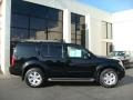 Super Black - Pathfinder SE 4x4 Photo No. 6