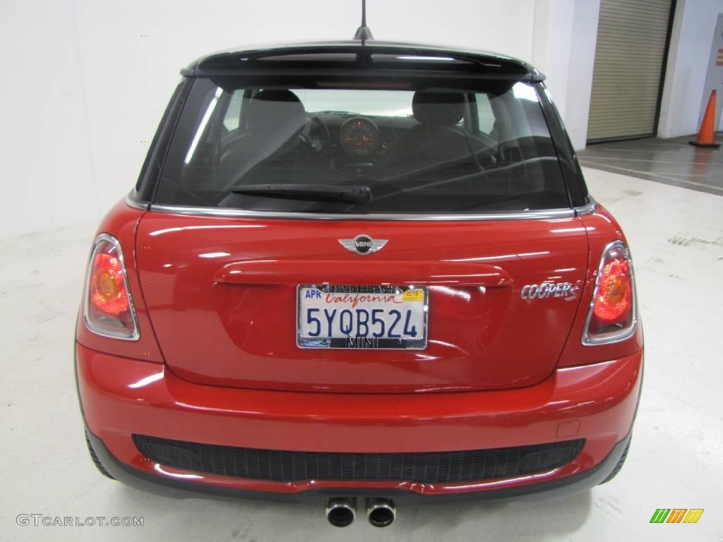 2007 Cooper S Hardtop - Chili Red / Rooster Red/Carbon Black photo #6