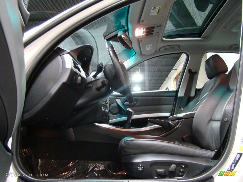 2006 3 Series 325i Sedan - Alpine White / Black photo #8