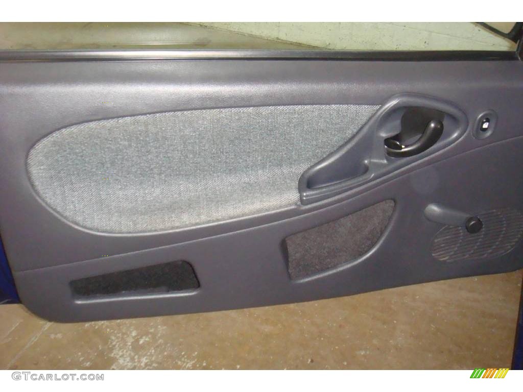 2004 Cavalier Coupe - Arrival Blue Metallic / Graphite photo #15