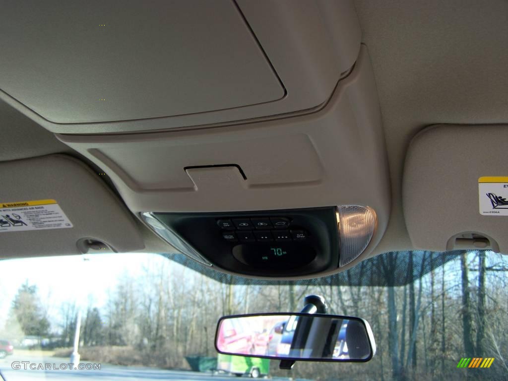 2007 Town & Country Touring - Marine Blue Pearl / Medium Slate Gray photo #16
