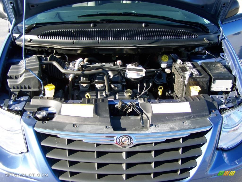 2007 Town & Country Touring - Marine Blue Pearl / Medium Slate Gray photo #18
