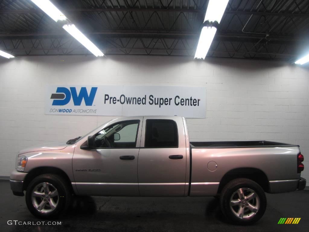 2007 Ram 1500 Big Horn Edition Quad Cab 4x4 - Bright Silver Metallic / Medium Slate Gray photo #5