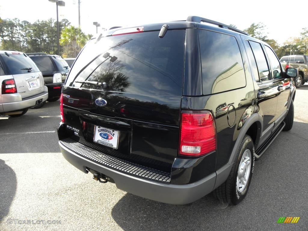 2002 Explorer XLT 4x4 - Black Clearcoat / Graphite photo #14