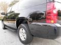 Black - Suburban 1500 LT 4x4 Photo No. 21