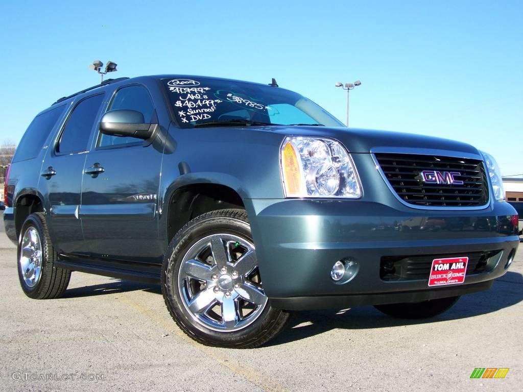 Stealth Gray Metallic GMC Yukon