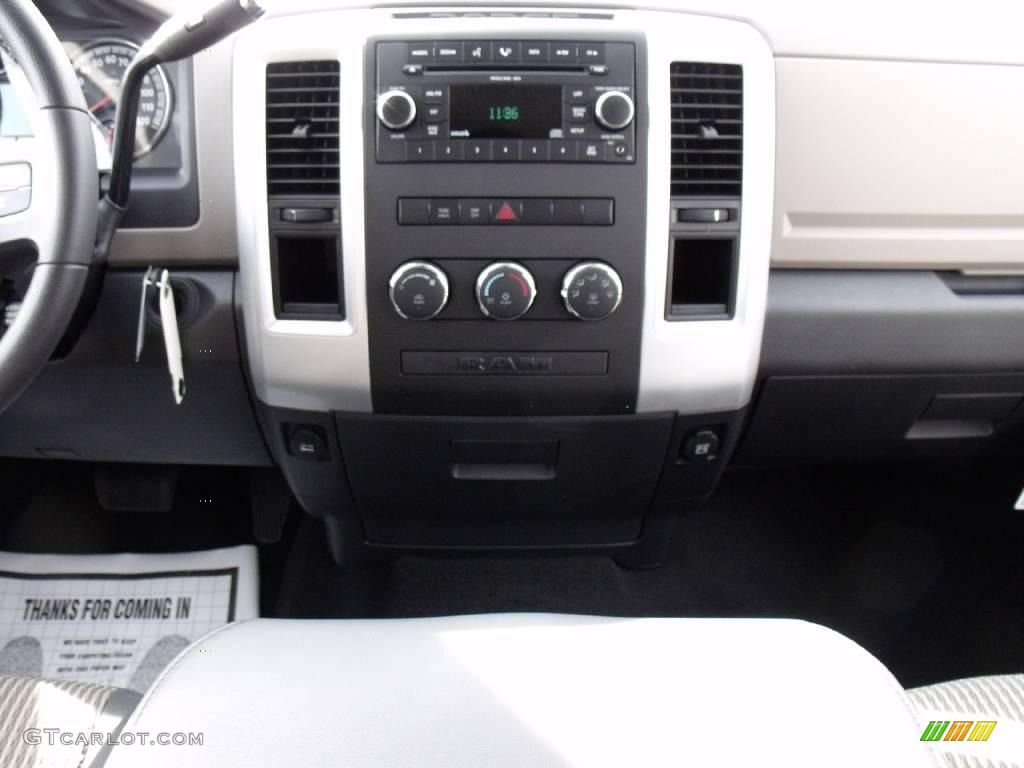 2009 Ram 1500 SLT Crew Cab - Mineral Gray Metallic / Dark Slate/Medium Graystone photo #9