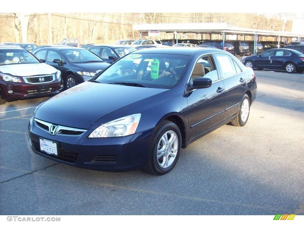2007 Accord SE Sedan - Royal Blue Pearl / Gray photo #21