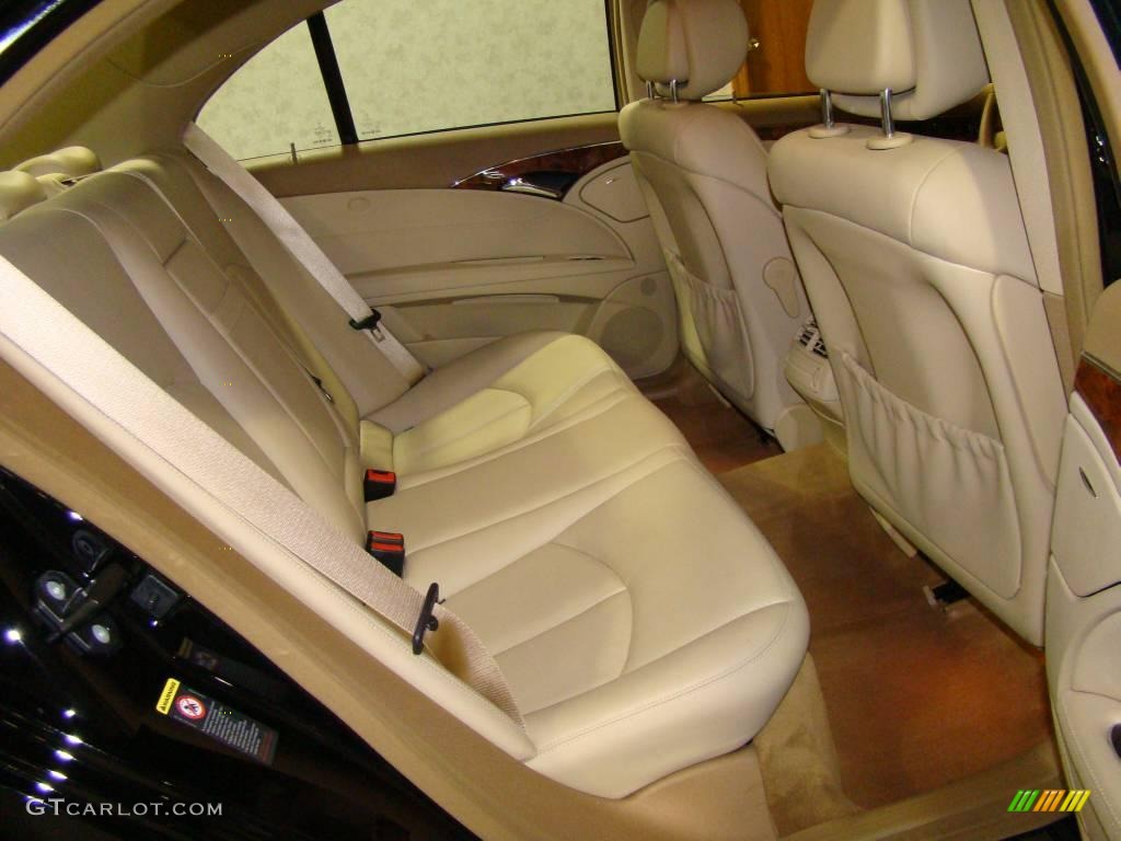 2008 E 350 4Matic Sedan - Black / Cashmere photo #13