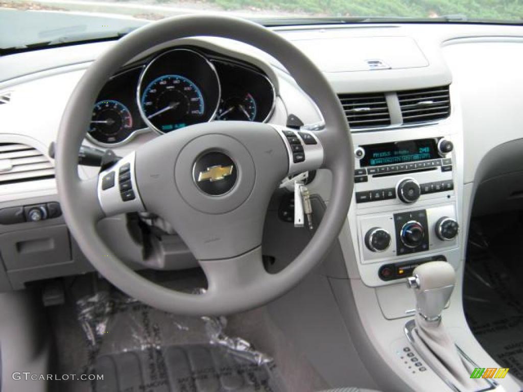 2010 Malibu LT Sedan - Taupe Gray Metallic / Titanium photo #4