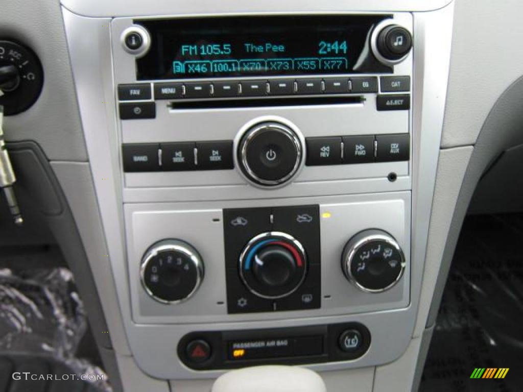 2010 Malibu LT Sedan - Taupe Gray Metallic / Titanium photo #5