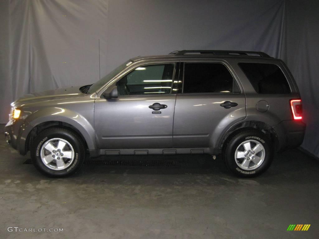 2009 Escape XLT V6 4WD - Sterling Grey Metallic / Charcoal photo #2