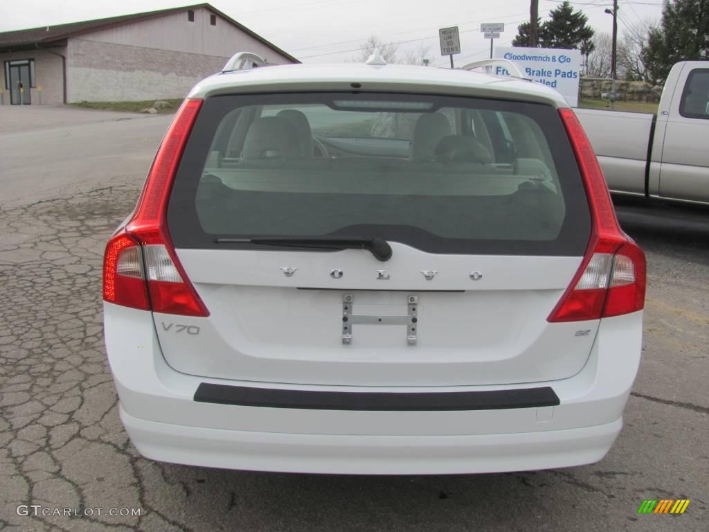 2009 V70 3.2 - Ice White / Sandstone photo #3