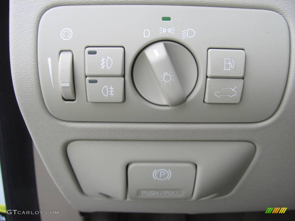2009 V70 3.2 - Ice White / Sandstone photo #23